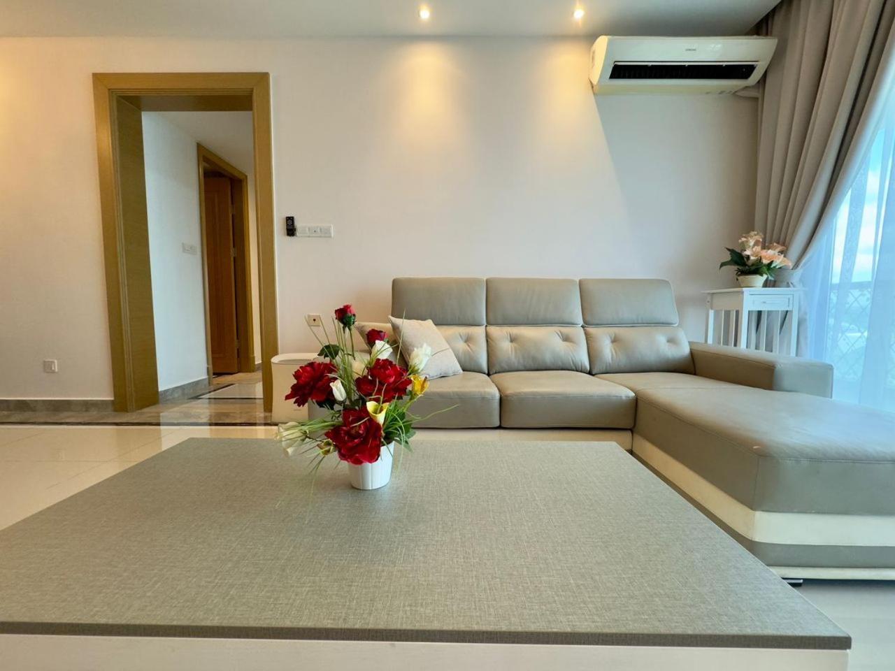 Jb City Ciq-R&F Shopping Mall Apartment Johor Bahru Dış mekan fotoğraf