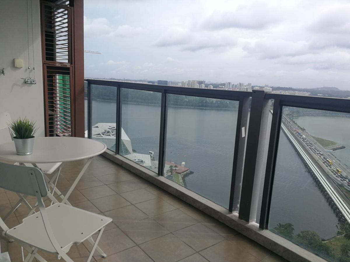 Jb City Ciq-R&F Shopping Mall Apartment Johor Bahru Dış mekan fotoğraf
